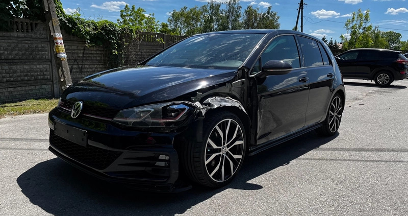 Volkswagen Golf cena 57500 przebieg: 81964, rok produkcji 2017 z Dębica małe 121